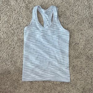 Athleta Momentum Tank